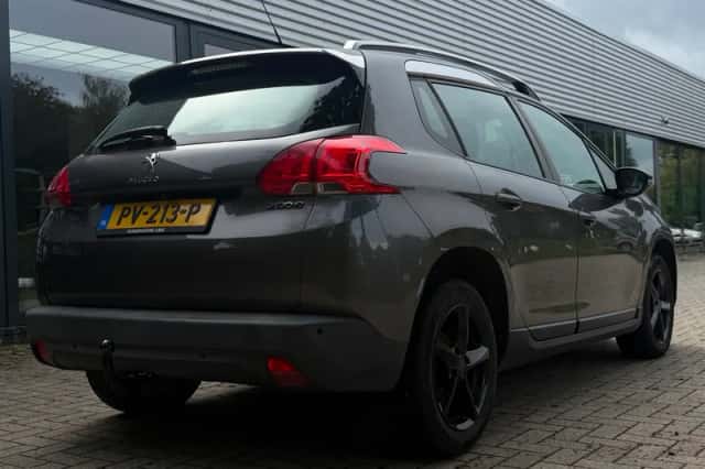 Peugeot 2008 (2013) thumbnail 5