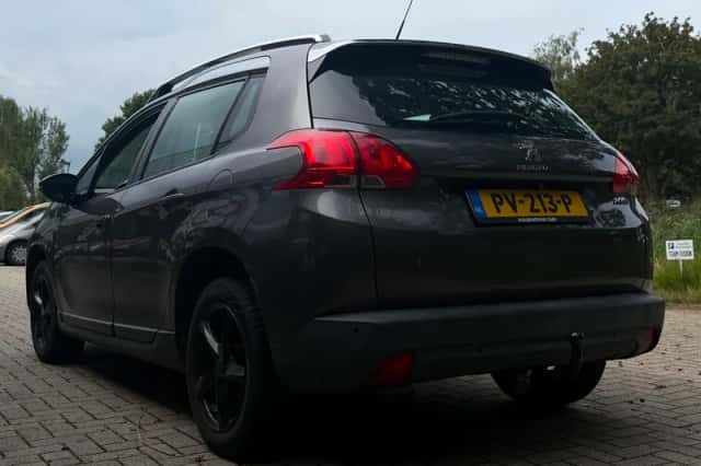 Peugeot 2008 (2013) thumbnail 6
