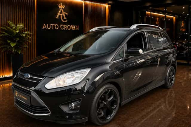 Ford Grand C-Max (2015) thumbnail 1