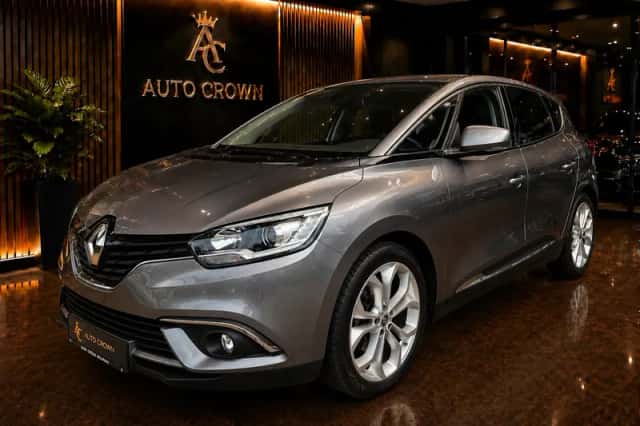Renault Scénic (2017) thumbnail 1