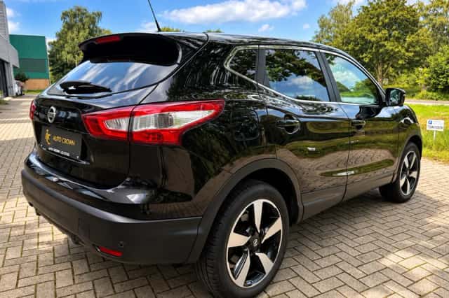 Nissan Qashqai (2016) thumbnail 5