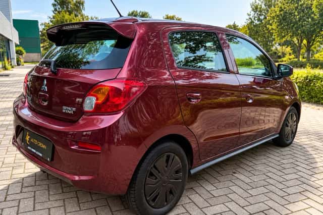 Mitsubishi Space Star (2016) thumbnail 5