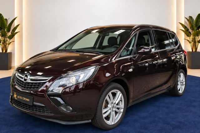 Opel Zafira (2013) thumbnail 1