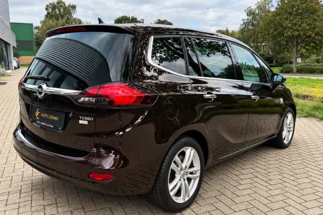 Opel Zafira (2013) thumbnail 5