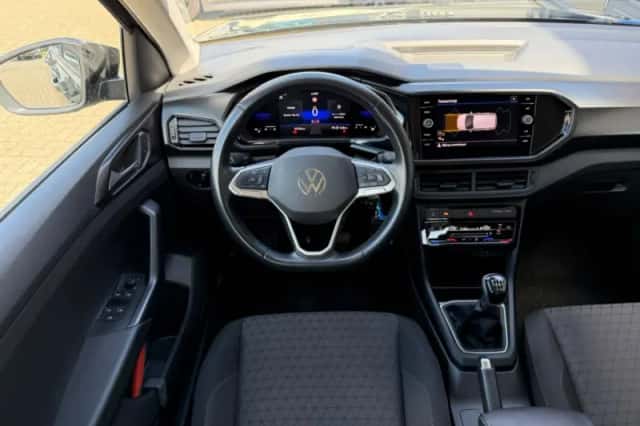 Volkswagen T-Cross (2022) thumbnail 4
