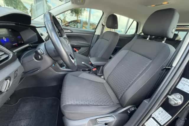 Volkswagen T-Cross (2022) thumbnail 6