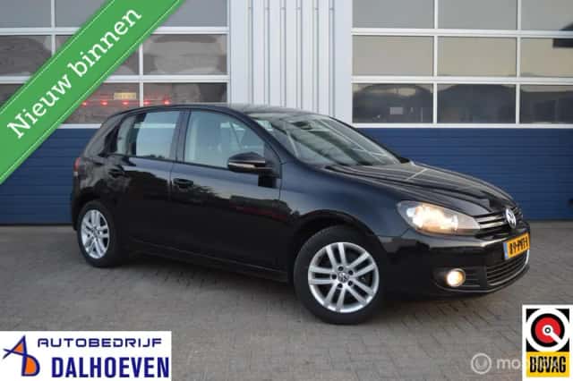 Volkswagen Golf (2011) thumbnail 1