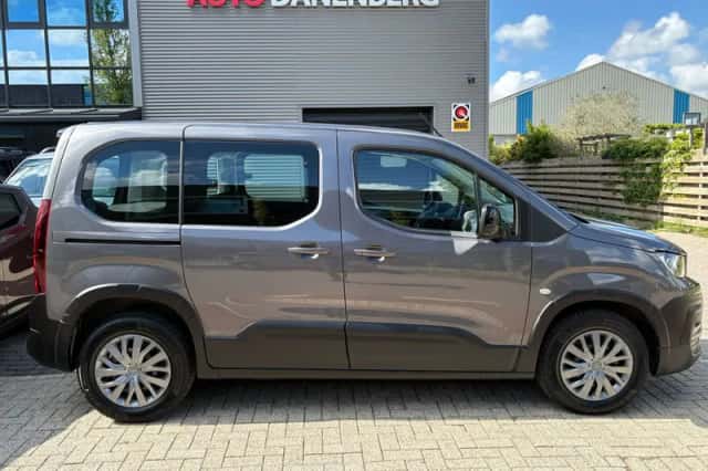 Peugeot Rifter (2022) thumbnail 5