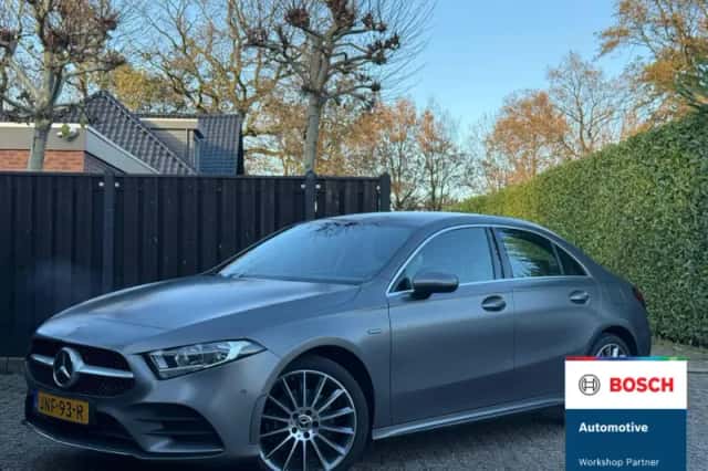 Mercedes-Benz A-Klasse (2020) thumbnail 1