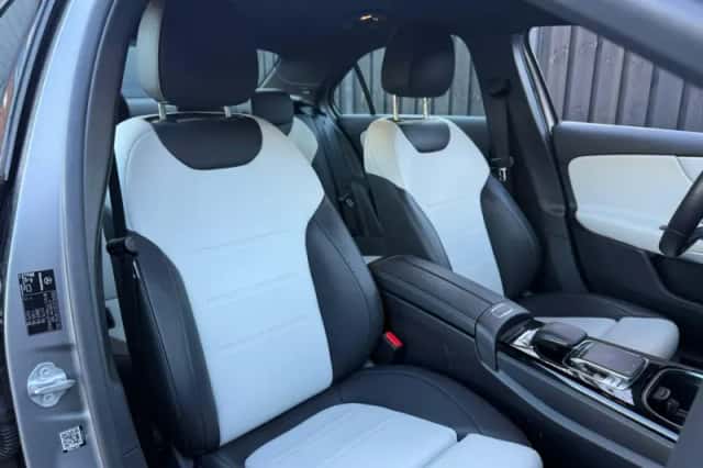 Mercedes-Benz A-Klasse (2020) thumbnail 4