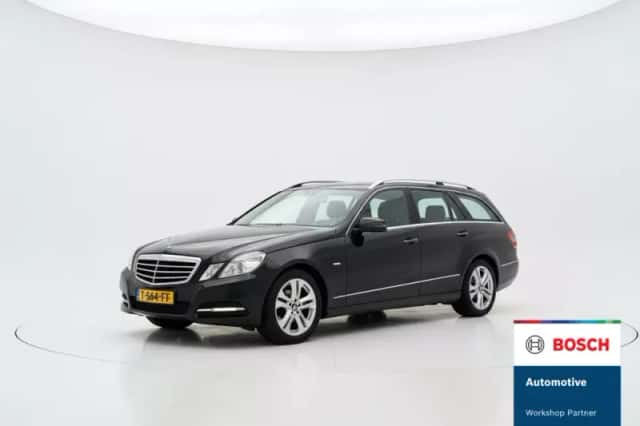 Mercedes-Benz E-Klasse (2011) thumbnail 1