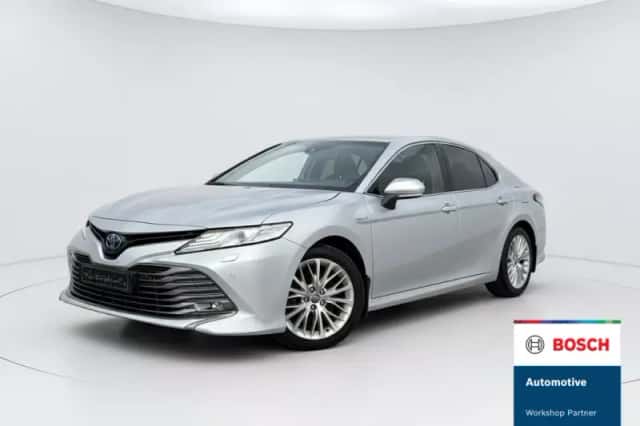 Toyota Camry (2020) thumbnail 1