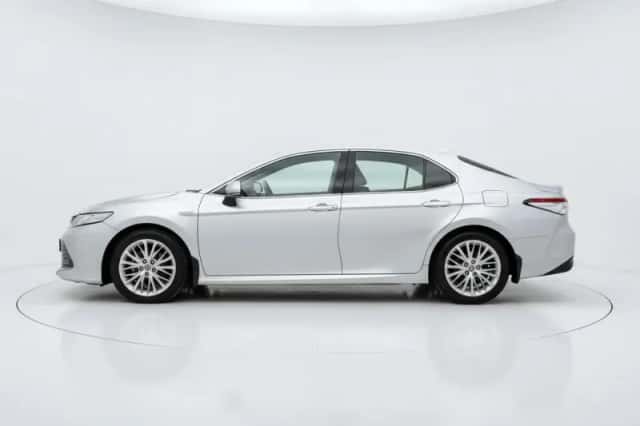 Toyota Camry (2020) thumbnail 6