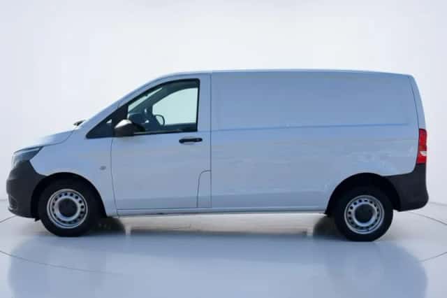 Mercedes-Benz Vito (2020) thumbnail 3
