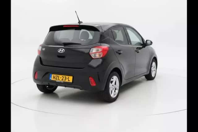 Hyundai i10 (2022) thumbnail 5