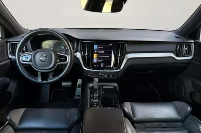 Volvo S60 (2021) thumbnail 2