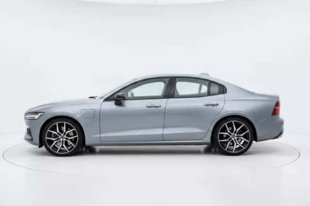 Volvo S60 (2021) thumbnail 4