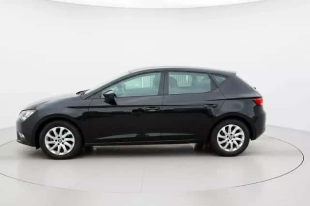 SEAT Leon (2016) thumbnail 6
