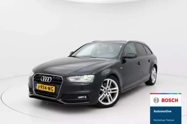 Audi A4 (2012) thumbnail 1