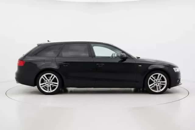 Audi A4 (2012) thumbnail 6