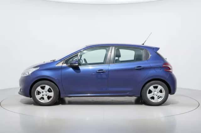 Peugeot 208 (2014) thumbnail 5