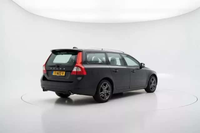 Volvo V70 (2011) thumbnail 5