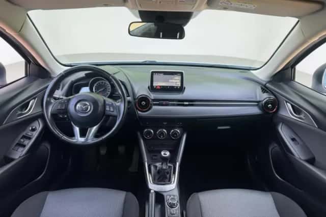 Mazda CX-3 (2017) thumbnail 2