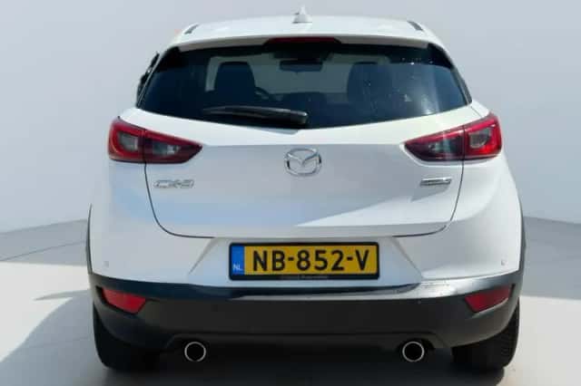 Mazda CX-3 (2017) thumbnail 5