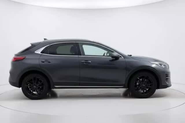 Kia XCeed (2021) thumbnail 4