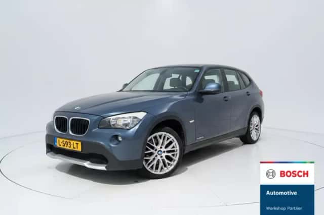 BMW X1 (2010) thumbnail 1