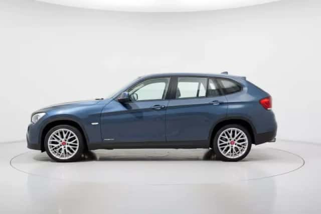 BMW X1 (2010) thumbnail 5