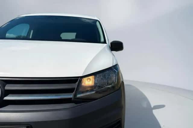Volkswagen Caddy (2020) thumbnail 2
