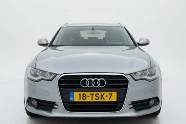 Audi A6 (2012) thumbnail 6