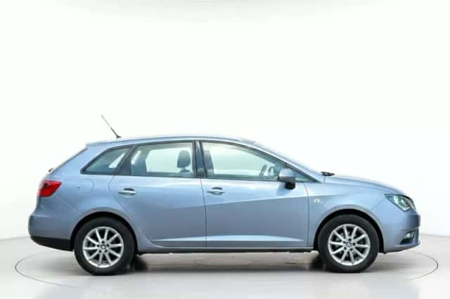 SEAT Ibiza (2016) thumbnail 4