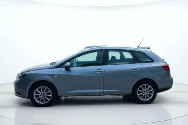 SEAT Ibiza (2016) thumbnail 5
