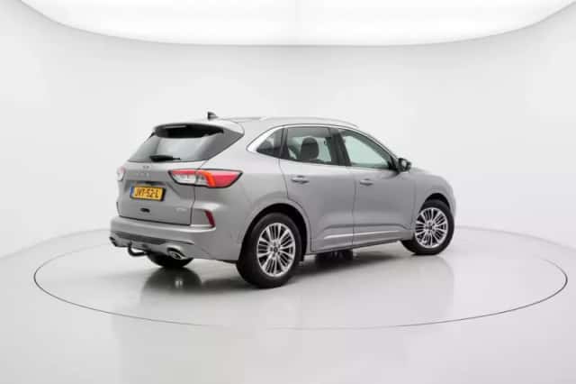 Ford Kuga (2020) thumbnail 3