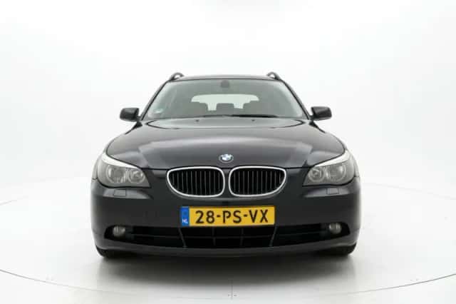BMW 5-Serie (2004) thumbnail 6