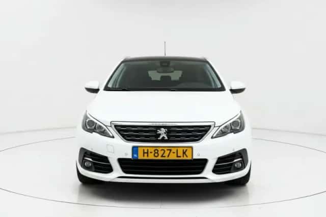 Peugeot 308 (2020) thumbnail 6