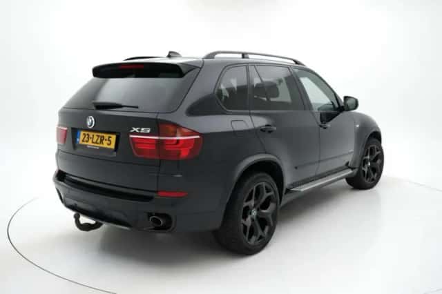 BMW X5 (2010) thumbnail 4