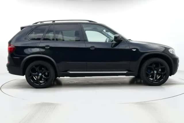 BMW X5 (2010) thumbnail 6