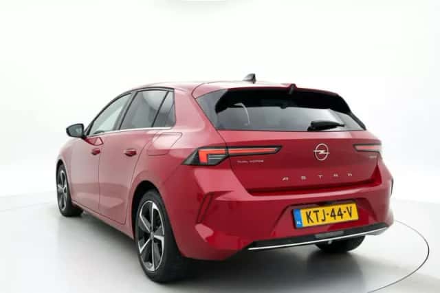 Opel Astra (2022) thumbnail 6