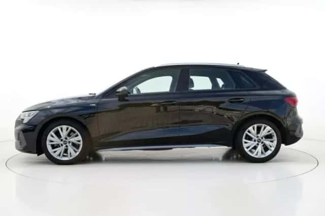 Audi A3 (2021) thumbnail 6