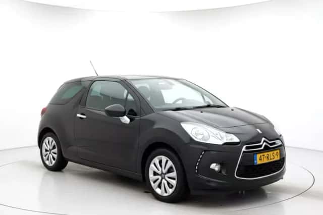 Citroën DS3 (2011) thumbnail 2