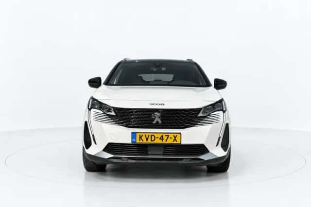 Peugeot 3008 (2021) thumbnail 5