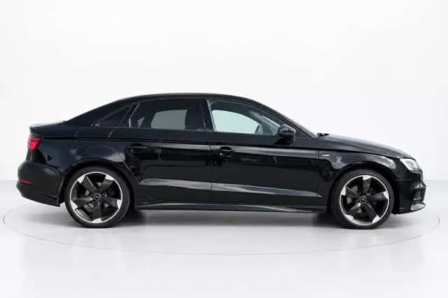 Audi A3 (2017) thumbnail 4