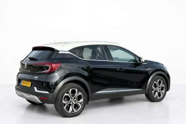 Renault Captur (2020) thumbnail 3