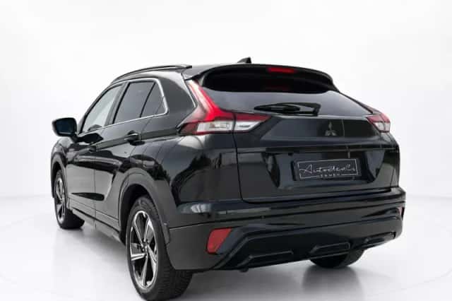 Mitsubishi Eclipse Cross (2021) thumbnail 3