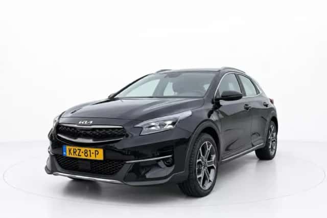 Kia XCeed (2022) thumbnail 2