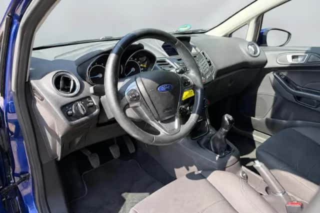 Ford Fiesta (2017) thumbnail 6