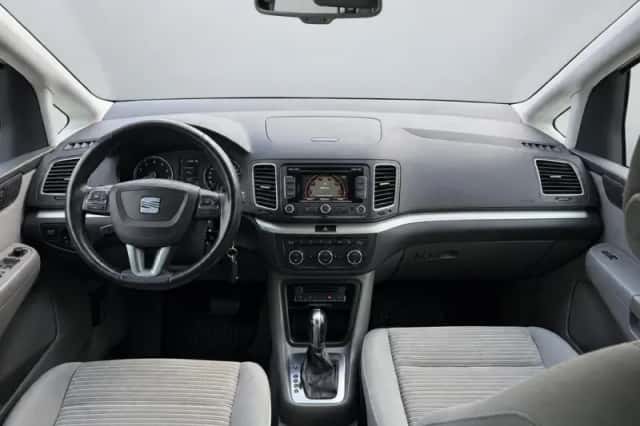 SEAT Alhambra (2013) thumbnail 2